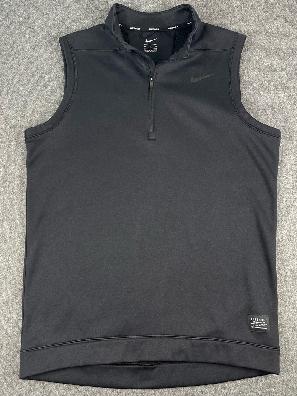 Nike Golf Men’s Therma Repel 1/4 Zip Vest Jacket AQ0816-010 Black Sz Medium Tall